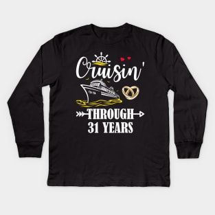 Cruising Through 31 Years Family 31st Anniversary Cruise Couple Kids Long Sleeve T-Shirt